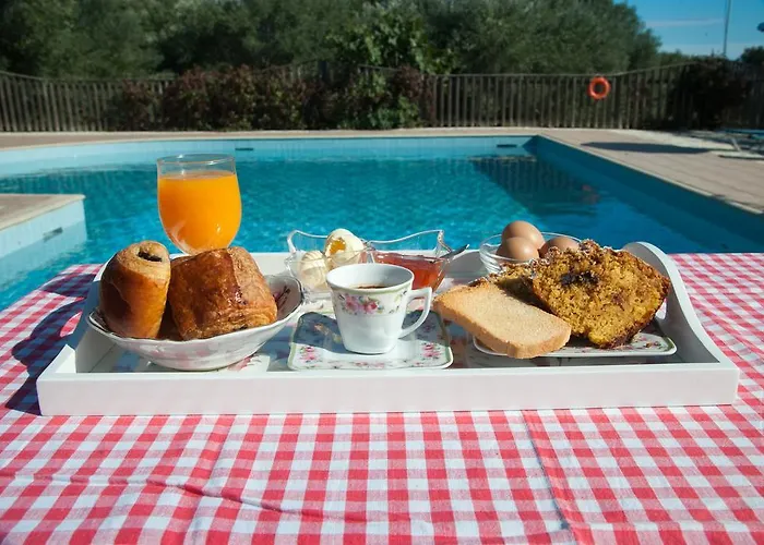 فيلة Leventis Complex With Sharing Pool