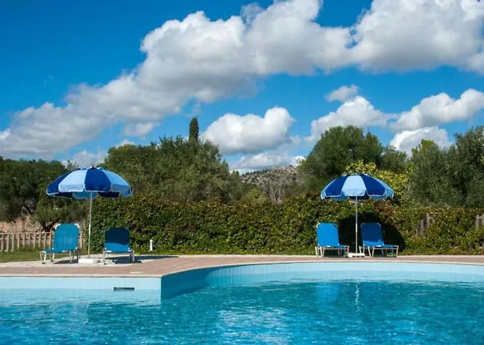 Leventis Complex With Sharing Pool * سبارتيا