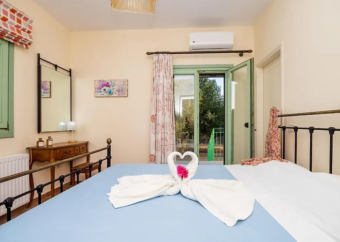 فيلة Leventis Complex With Sharing Pool سبارتيا