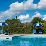 Leventis Complex With Sharing Pool * Spartià