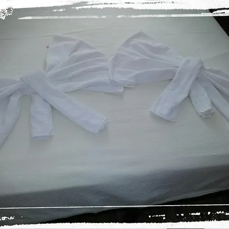 Leventis Complex With Sharing Pool * Spartià